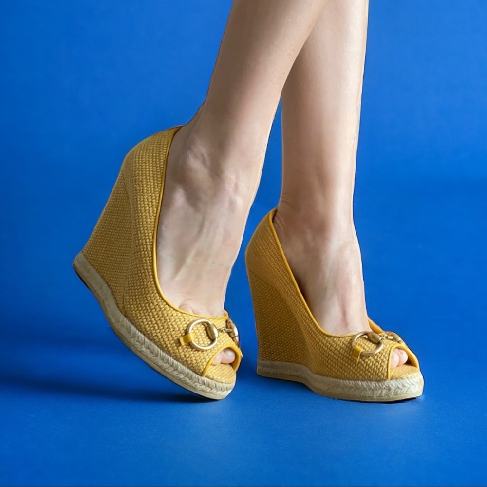 AUTHENTIC GUCCI HORSEBIT WEDGES - Picture 3 of 15